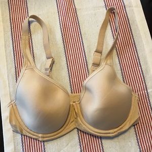 Wacoal Basic Beauty Underwire T Shirt Bra 32C